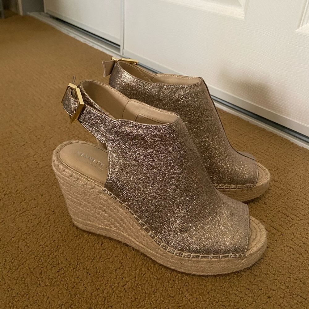Kenneth Cole Wedges